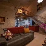 Troglodyte A 15 Min Du Futuroscope 펜션 *