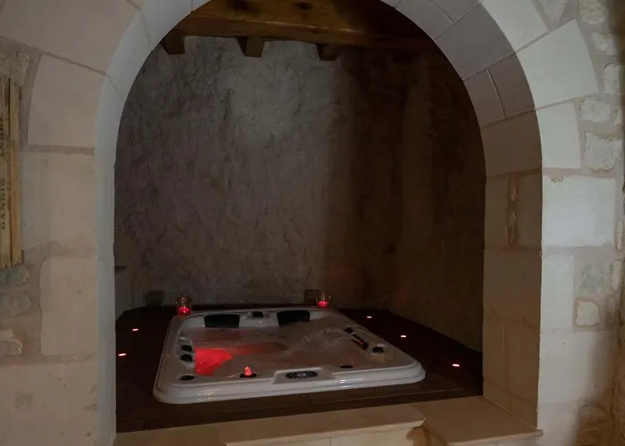 Сasa de vacaciones Troglodyte A 15 Min Du Futuroscope Jaunay-Clan